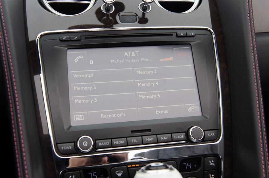  Bentley Continental GTC 2012 года  (фото 86 из 141)